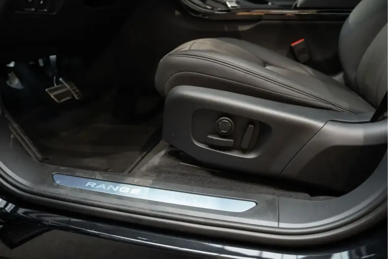 Land Rover Range Rover Evoque din 2025 cu 1.098 km - oferta LAN177109 - foto 25