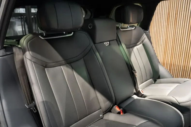 Land Rover Range Rover din 2024 cu 19.945 km - oferta LAN177111 - foto 11