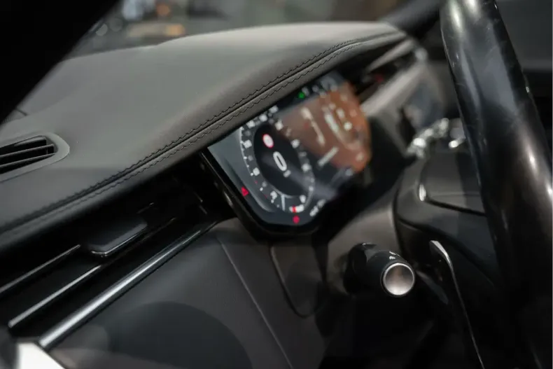 Land Rover Range Rover din 2024 cu 19.945 km - oferta LAN177111 - foto 25