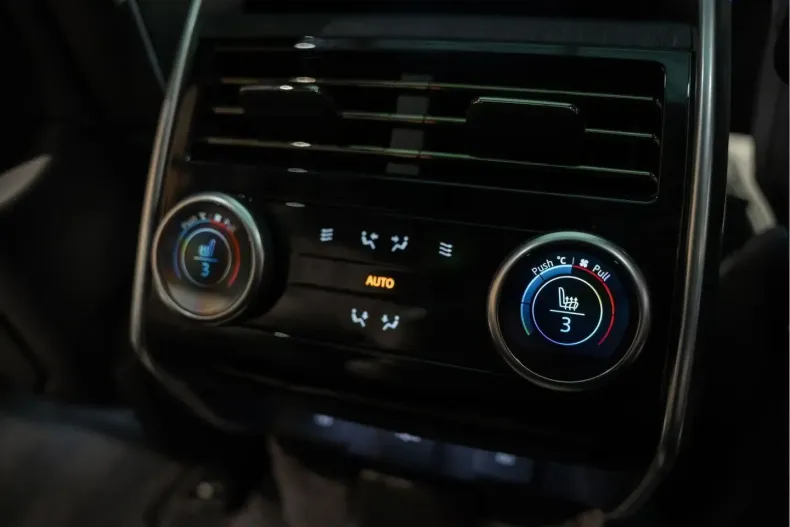 Land Rover Range Rover din 2024 cu 19.945 km - oferta LAN177111 - foto 29