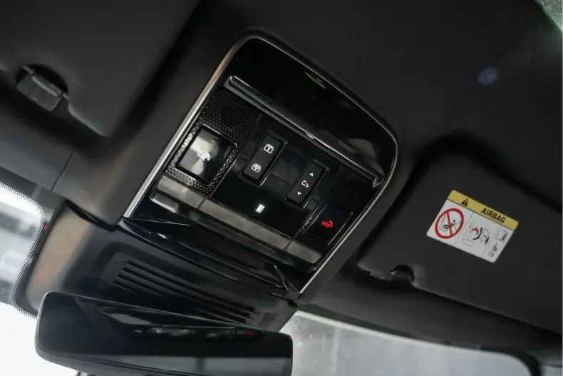 Land Rover Range Rover din 2024 cu 19.945 km - oferta LAN177111 - foto 45