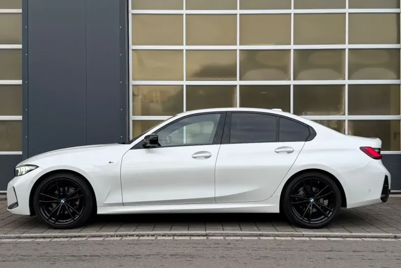 BMW 320 din 2022 cu 82.500 km - oferta BMW177112 - foto 6