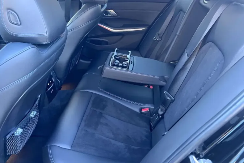 BMW 320 din 2021 cu 98.155 km - oferta BMW177114 - foto 9