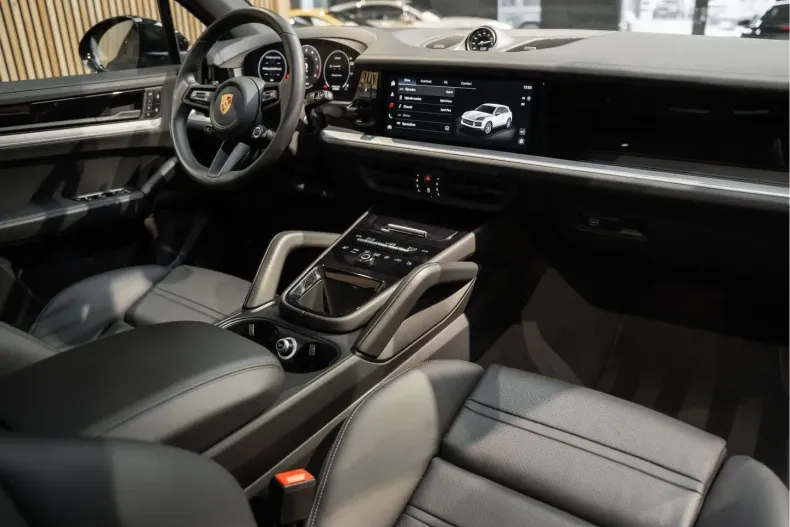 Porsche Cayenne din 2024 cu 24.923 km - oferta POR177122 - foto 9