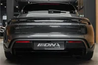 Porsche Taycan din 2023 cu 26.800 km - oferta POR177124 - foto 5