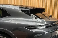 Porsche Taycan din 2023 cu 26.800 km - oferta POR177124 - foto 20