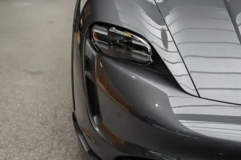 Porsche Taycan din 2023 cu 26.800 km - oferta POR177124 - foto 24