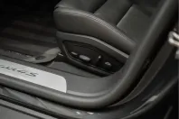 Porsche Taycan din 2023 cu 26.800 km - oferta POR177124 - foto 30