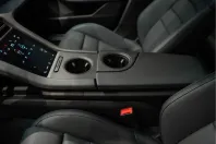 Porsche Taycan din 2023 cu 26.800 km - oferta POR177124 - foto 32