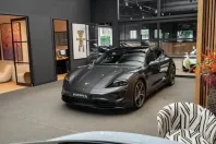 Porsche Taycan din 2023 cu 26.800 km - oferta POR177124 - foto 46