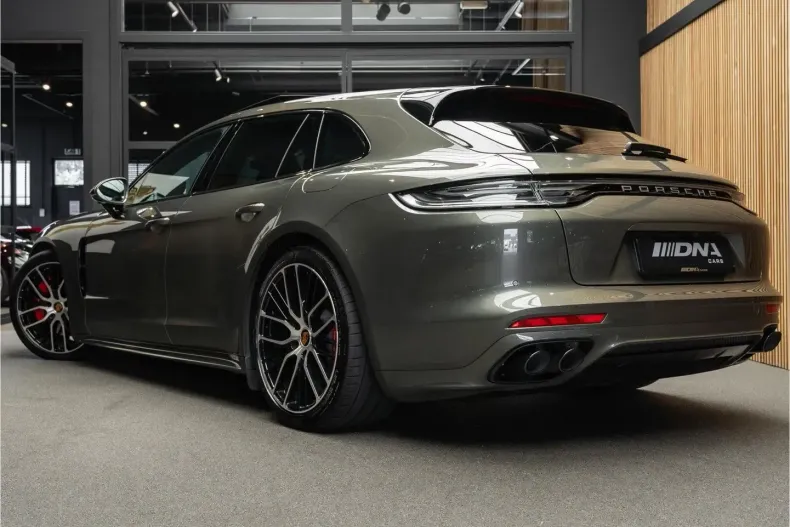 Porsche Panamera din 2023 cu 69.287 km - oferta POR177125 - foto 2
