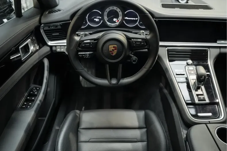 Porsche Panamera din 2023 cu 69.287 km - oferta POR177125 - foto 8