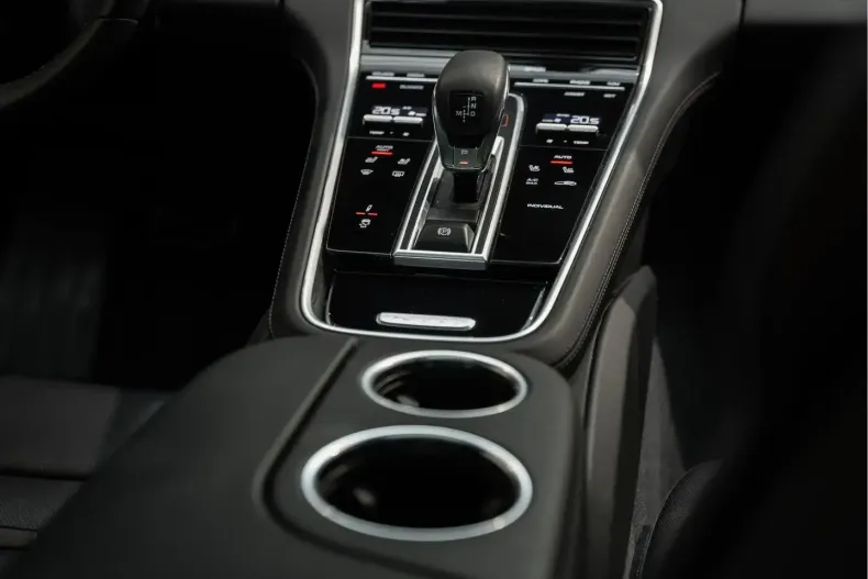 Porsche Panamera din 2023 cu 69.287 km - oferta POR177125 - foto 29