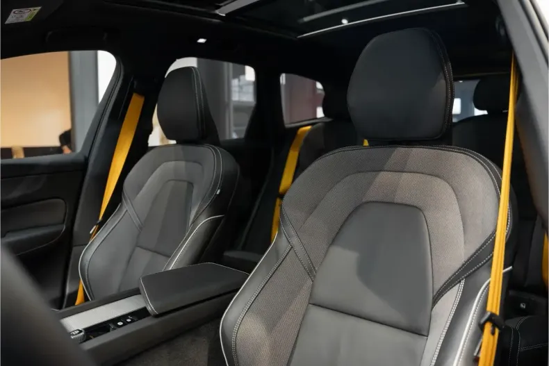 Volvo XC60 din 2024 cu 17.539 km - oferta VOL177126 - foto 9