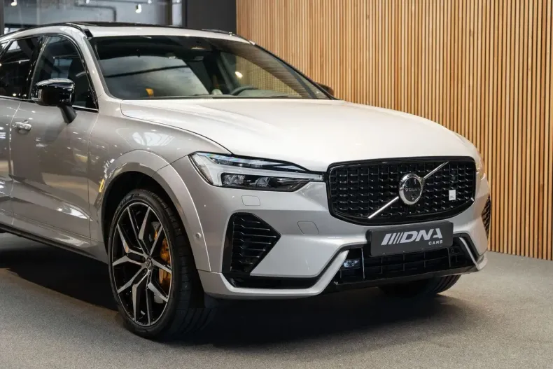 Volvo XC60 din 2024 cu 17.539 km - oferta VOL177126 - foto 12