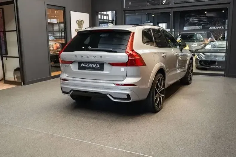 Volvo XC60 din 2024 cu 17.539 km - oferta VOL177126 - foto 22