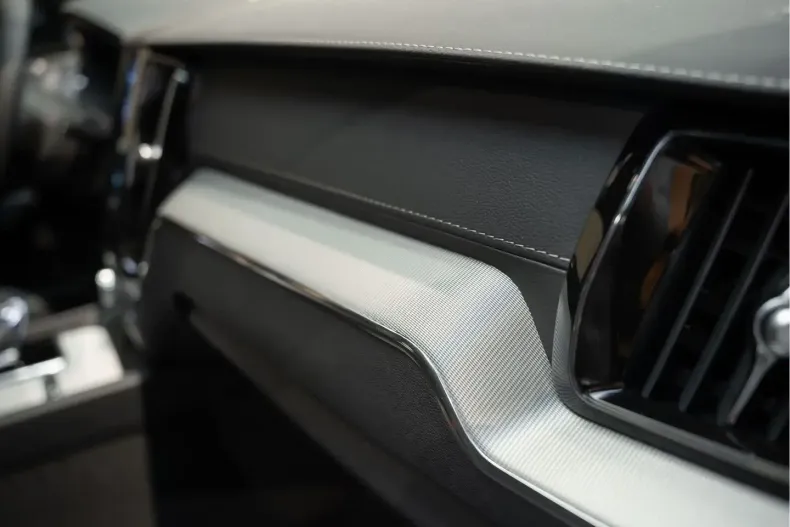 Volvo XC60 din 2024 cu 17.539 km - oferta VOL177126 - foto 30