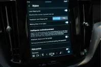 Volvo XC60 din 2024 cu 17.539 km - oferta VOL177126 - foto 36