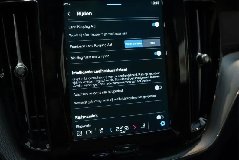 Volvo XC60 din 2024 cu 17.539 km - oferta VOL177126 - foto 36