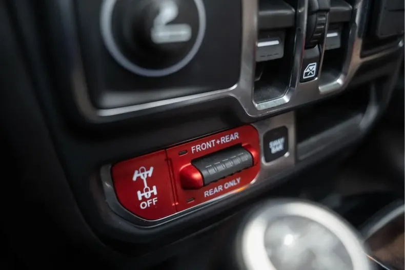 Jeep Wrangler din 2022 cu 24.455 km - oferta JEE177127 - foto 38