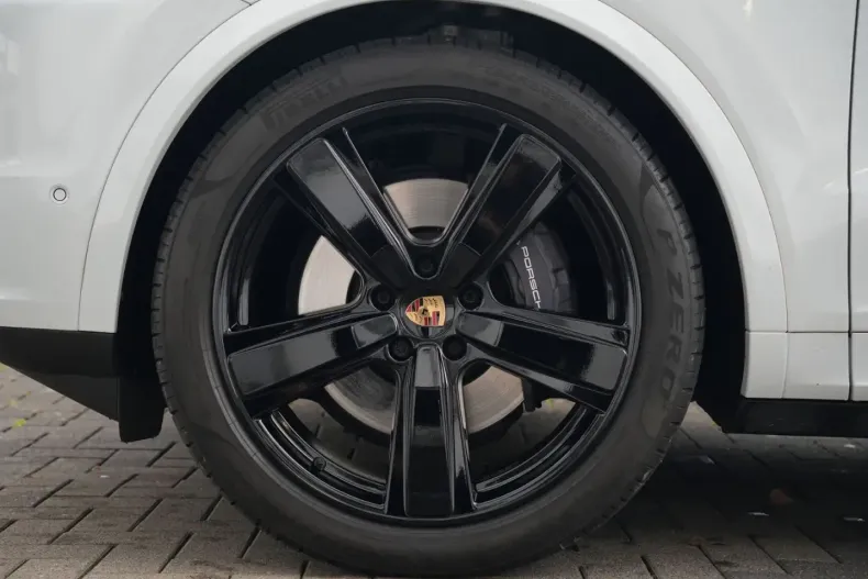 Porsche Cayenne din 2024 cu 10.000 km - oferta POR177131 - foto 16