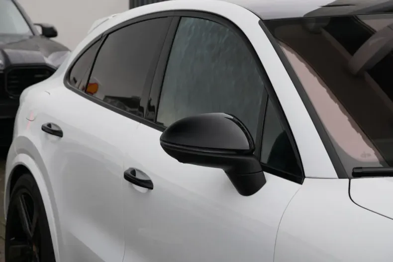 Porsche Cayenne din 2024 cu 10.000 km - oferta POR177131 - foto 20