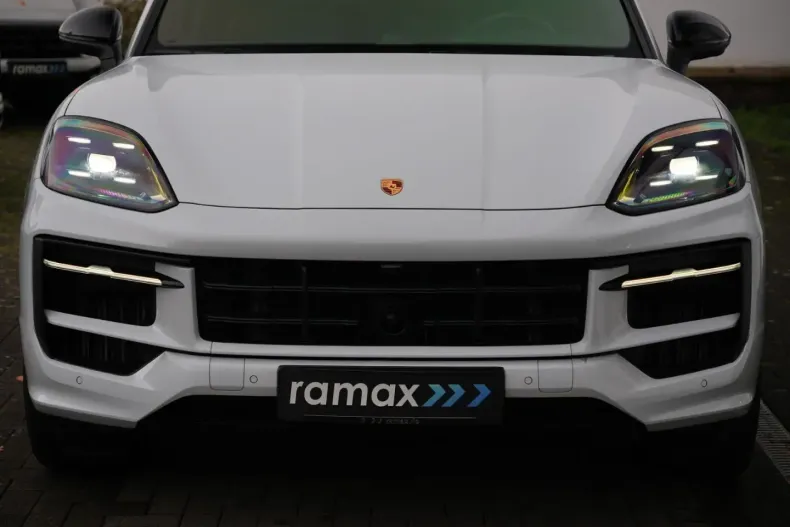 Porsche Cayenne din 2024 cu 10.000 km - oferta POR177131 - foto 46
