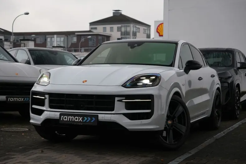 Porsche Cayenne din 2024 cu 10.000 km - oferta POR177131 - foto 47