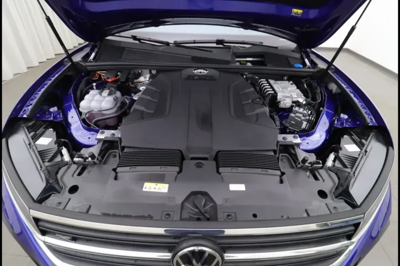 Volkswagen Touareg din 2024 cu 25.700 km - oferta VOL177137 - foto 4