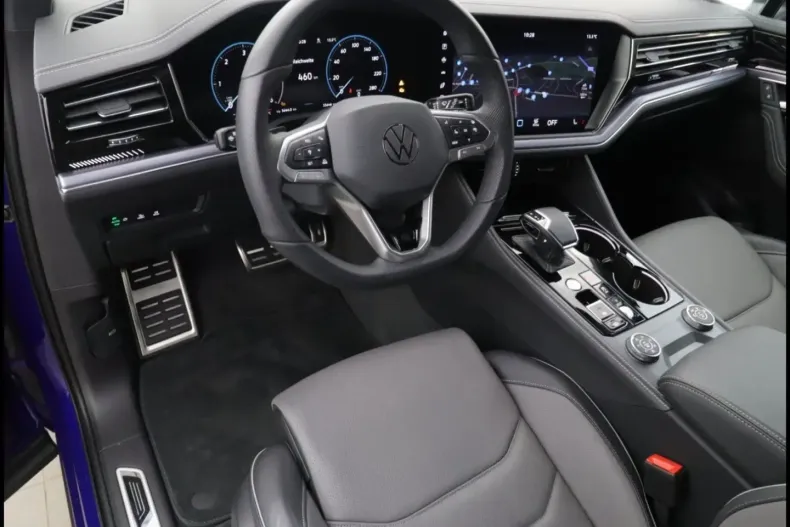 Volkswagen Touareg din 2024 cu 25.700 km - oferta VOL177137 - foto 8