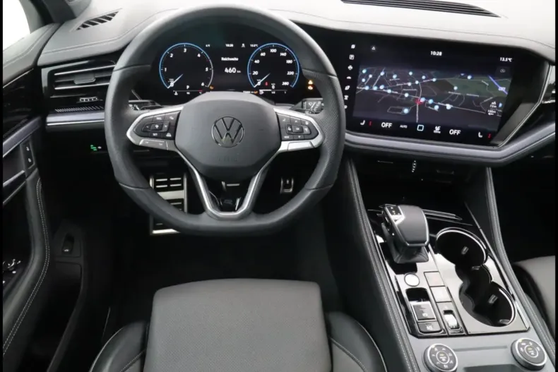 Volkswagen Touareg din 2024 cu 25.700 km - oferta VOL177137 - foto 9