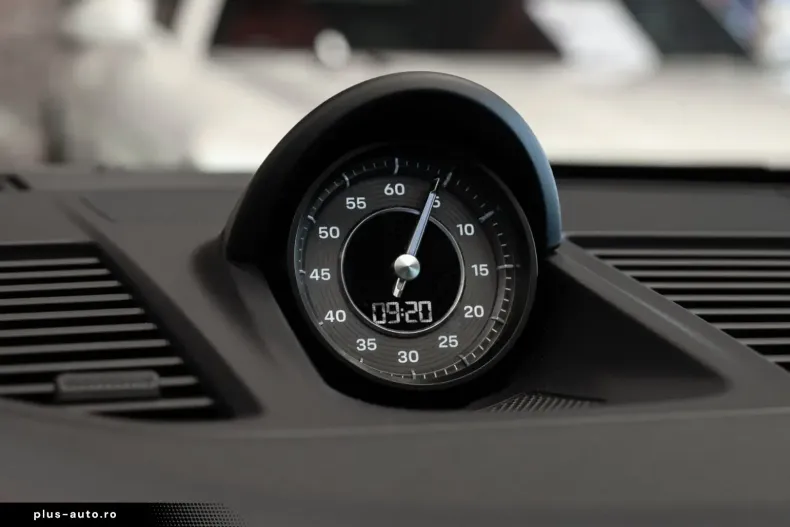 Porsche 992 din 2023 cu 4.955 km - oferta POR177147 - foto 15