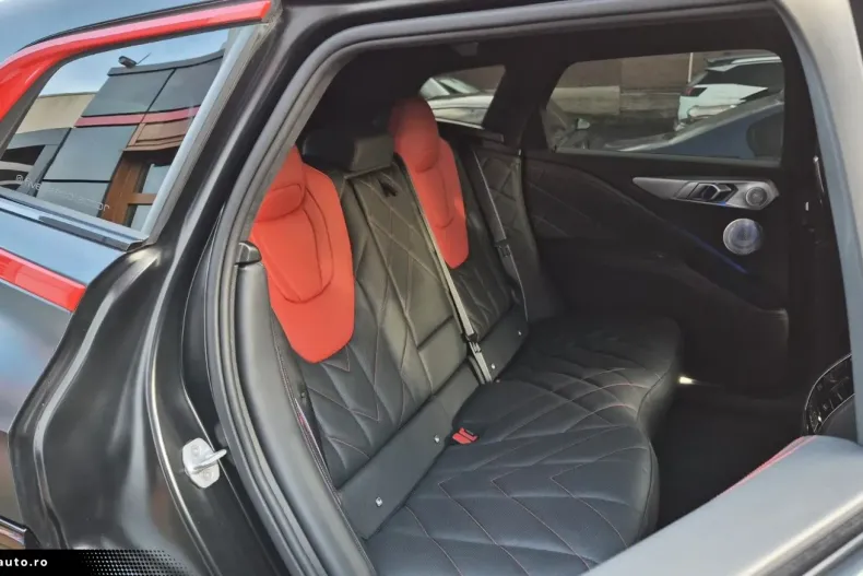 BMW XM din 2024 cu 19.990 km - oferta BMW177159 - foto 28