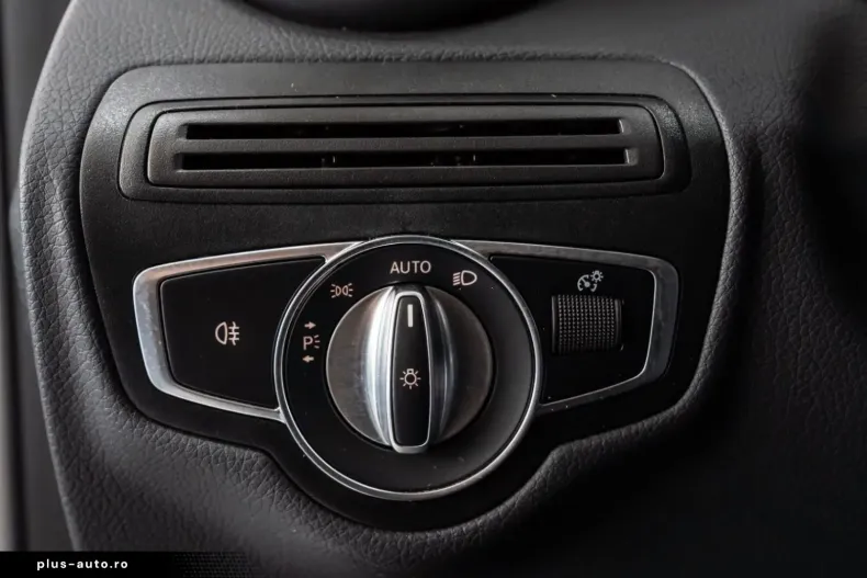 Mercedes-Benz GLC 63 AMG din 2023 cu 18.184 km - oferta MER177161 - foto 28