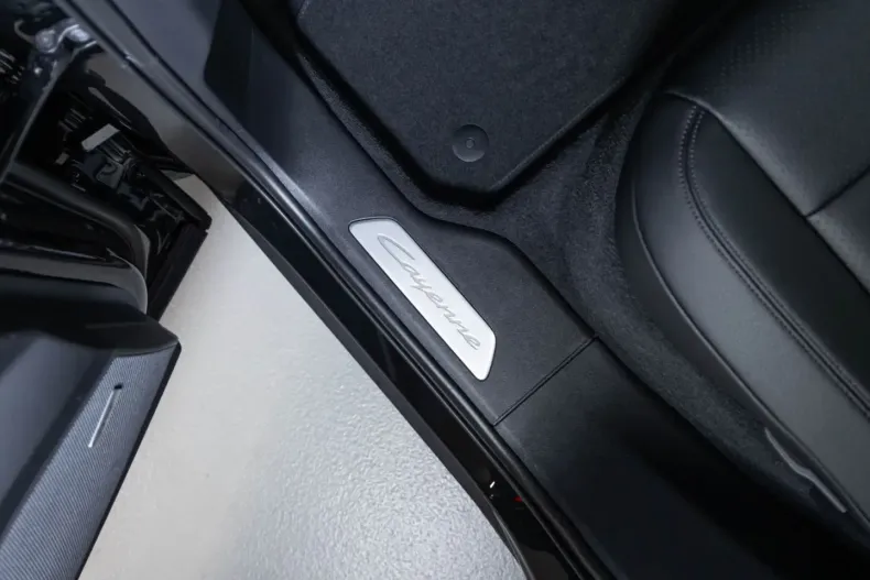 Porsche Cayenne din 2025 cu 19.900 km - oferta POR177169 - foto 28