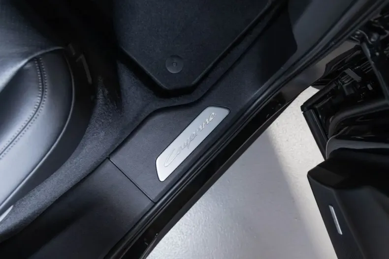 Porsche Cayenne din 2025 cu 19.900 km - oferta POR177169 - foto 30