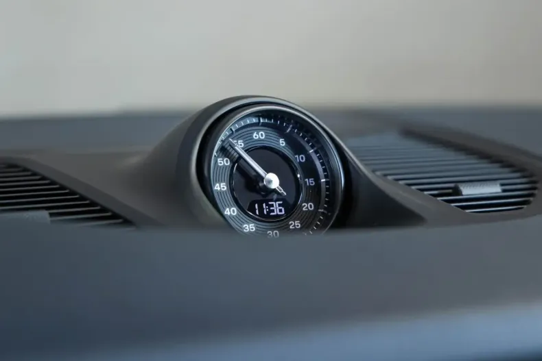 Porsche Cayenne din 2025 cu 19.900 km - oferta POR177169 - foto 36