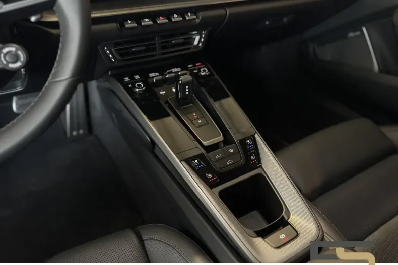 Porsche 992 din 2023 cu 2.962 km - oferta POR177172 - foto 16