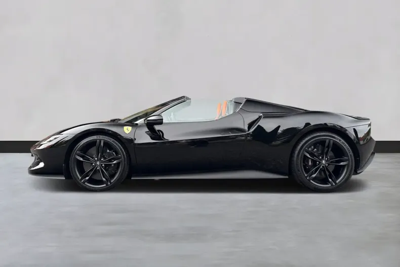 Ferrari 296 GTS din 2025 cu 1.100 km - oferta FER177174 - foto 10