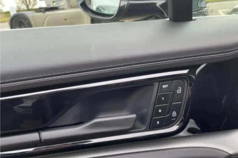 Porsche Panamera din 2025 cu 13.000 km - oferta POR177176 - foto 8