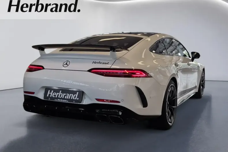 Mercedes-Benz AMG GT din 2025 cu 6.306 km - oferta MER177178 - foto 3