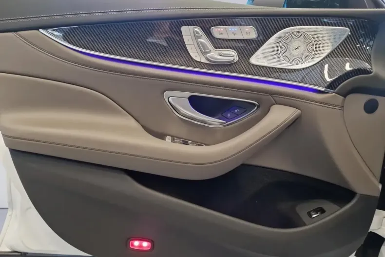 Mercedes-Benz AMG GT din 2025 cu 6.306 km - oferta MER177178 - foto 12