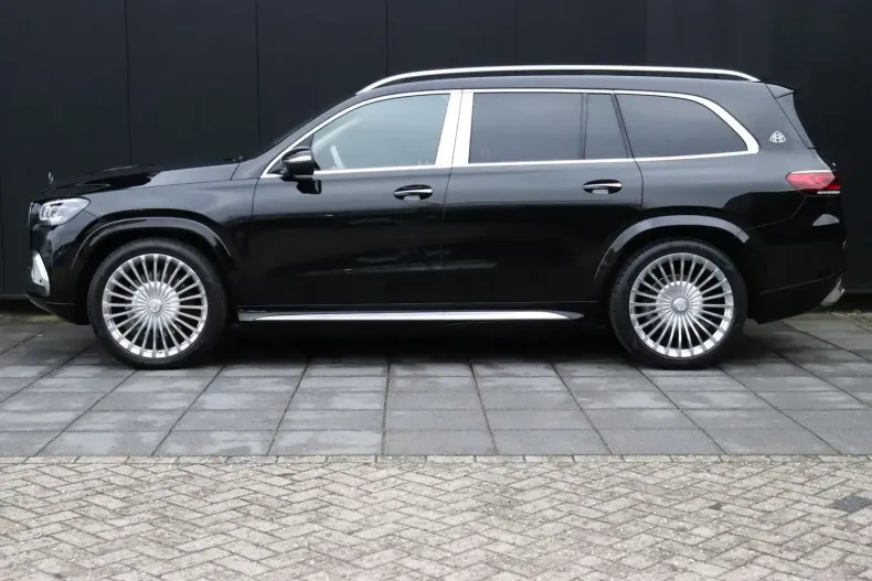 Mercedes-Benz GLS 600 din 2023 cu 70.400 km - oferta MER177189 - foto 2