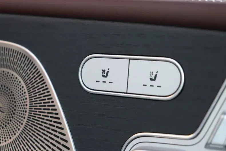 Mercedes-Benz GLS 600 din 2023 cu 70.400 km - oferta MER177189 - foto 34