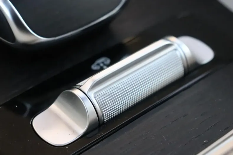 Mercedes-Benz GLS 600 din 2023 cu 70.400 km - oferta MER177189 - foto 44