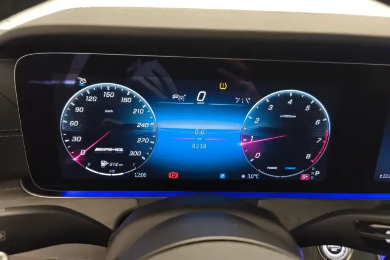 Mercedes-Benz AMG GT din 2024 cu 8.228 km - oferta MER177202 - foto 13