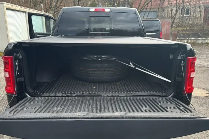 Dodge RAM din 2025 cu 4.900 km - oferta DOD177206 - foto 16