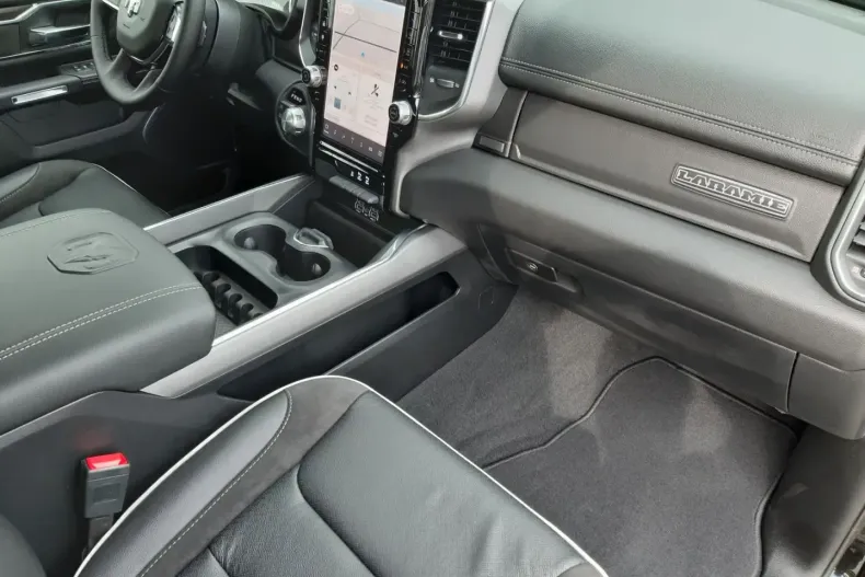 Dodge RAM din 2024 cu 7.600 km - oferta DOD177207 - foto 9