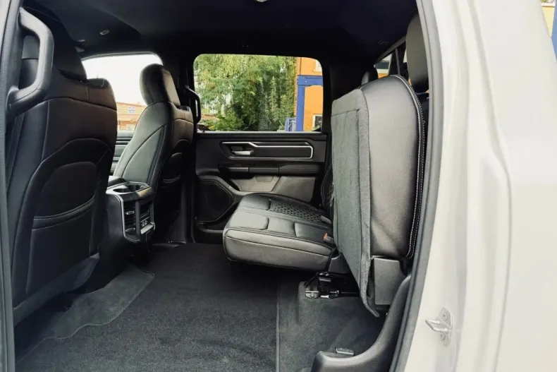 Dodge RAM din 2023 cu 2.500 km - oferta DOD177211 - foto 36