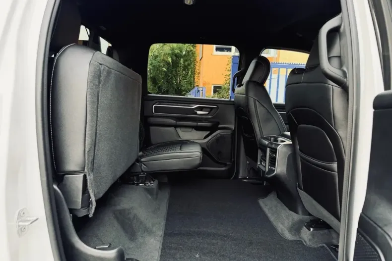 Dodge RAM din 2023 cu 2.500 km - oferta DOD177211 - foto 39